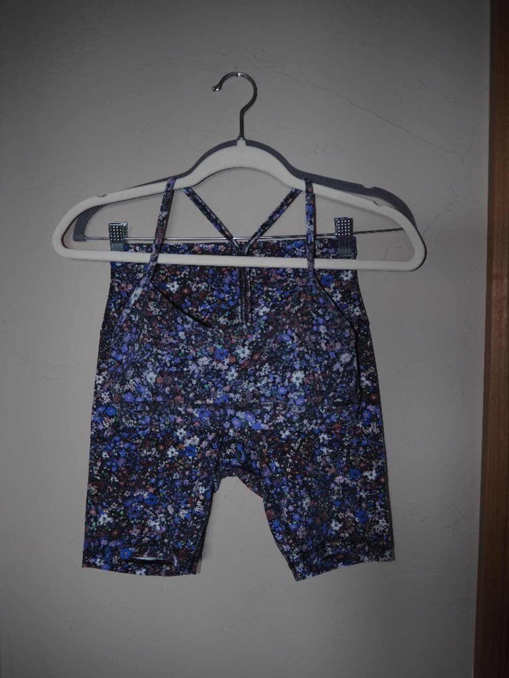 Lululemon Floral Matching Set Bra + Biker Shorts Size 6